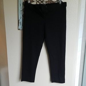 Amanda and Chelsea Capris